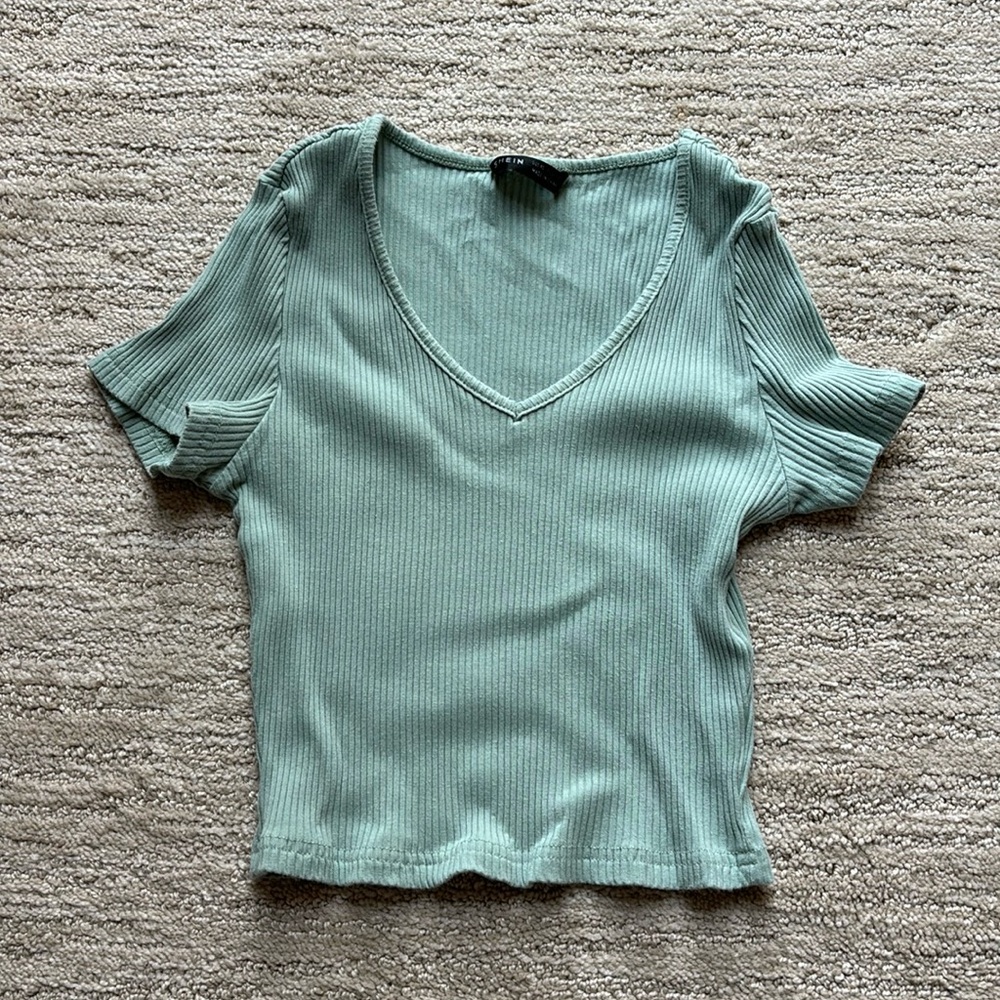 Green V-neck Shein crop top